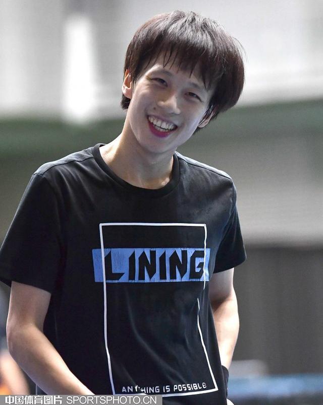 包含东京港惊艳晋级,打进关键杯赛四分之一的词条 包含东京港惊艳晋级,打进关键杯赛四分之一的词条