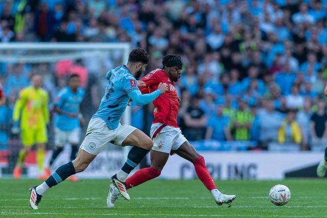 包含曼联客场不敌狼队,欧冠资格竞争日益激烈的词条 包含曼联客场不敌狼队,欧冠资格竞争日益激烈的词条