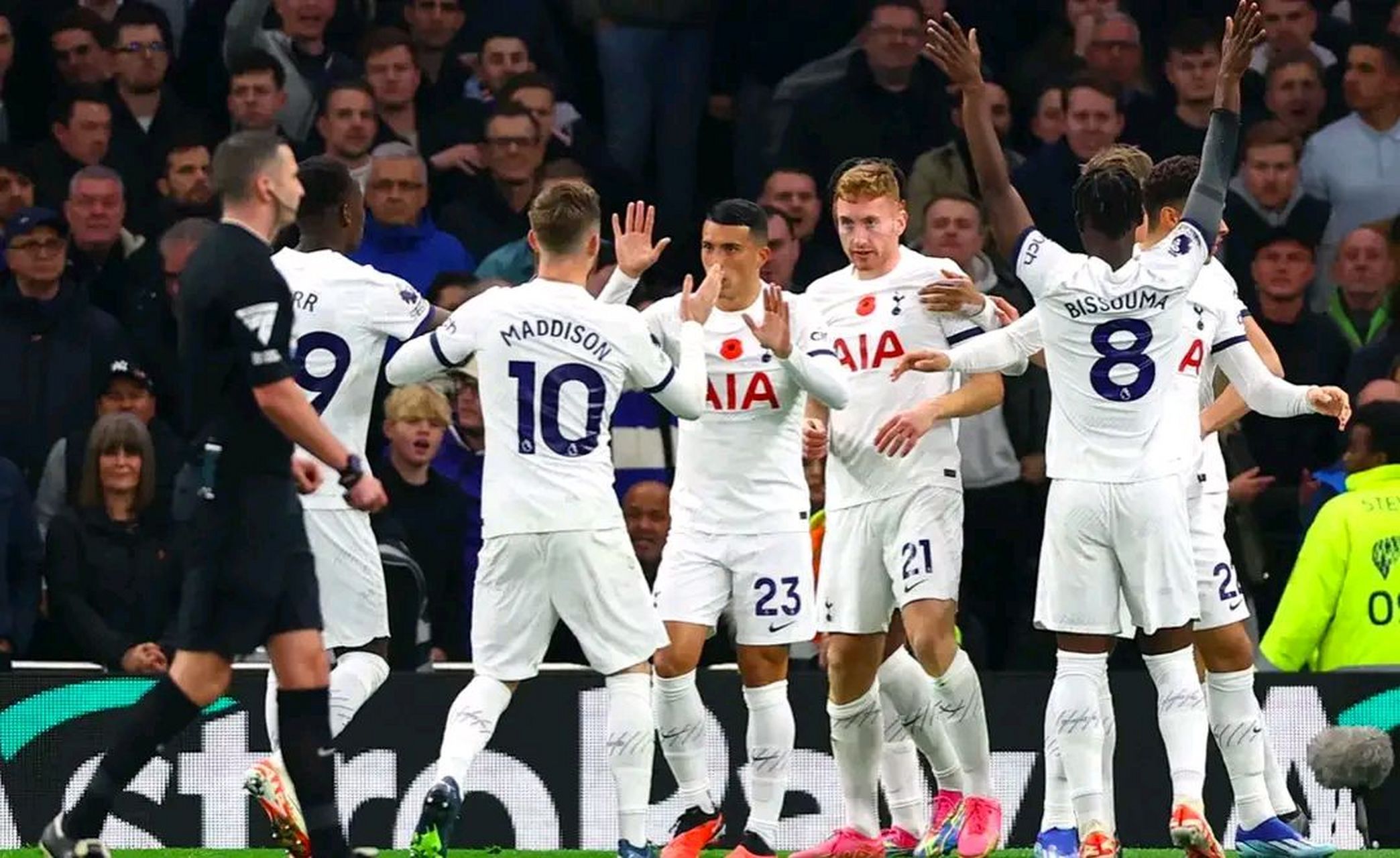 新葡京博彩官网-切尔西击败托特纳姆热刺，赢得连胜(切尔西击败托特纳姆热刺,赢得连胜了吗)